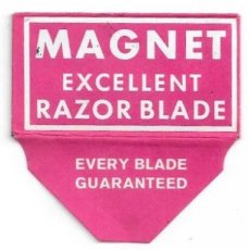 Magnet Razor Blade